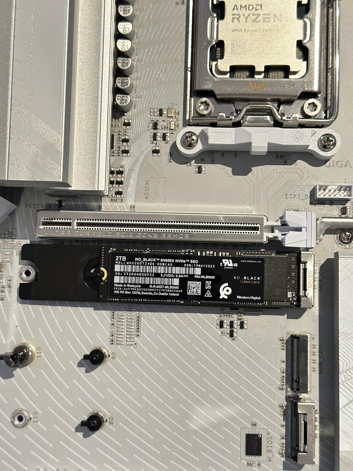 GIGABYTE AORUS B850 ELITE WIFI7 ICE scheda madre ATX