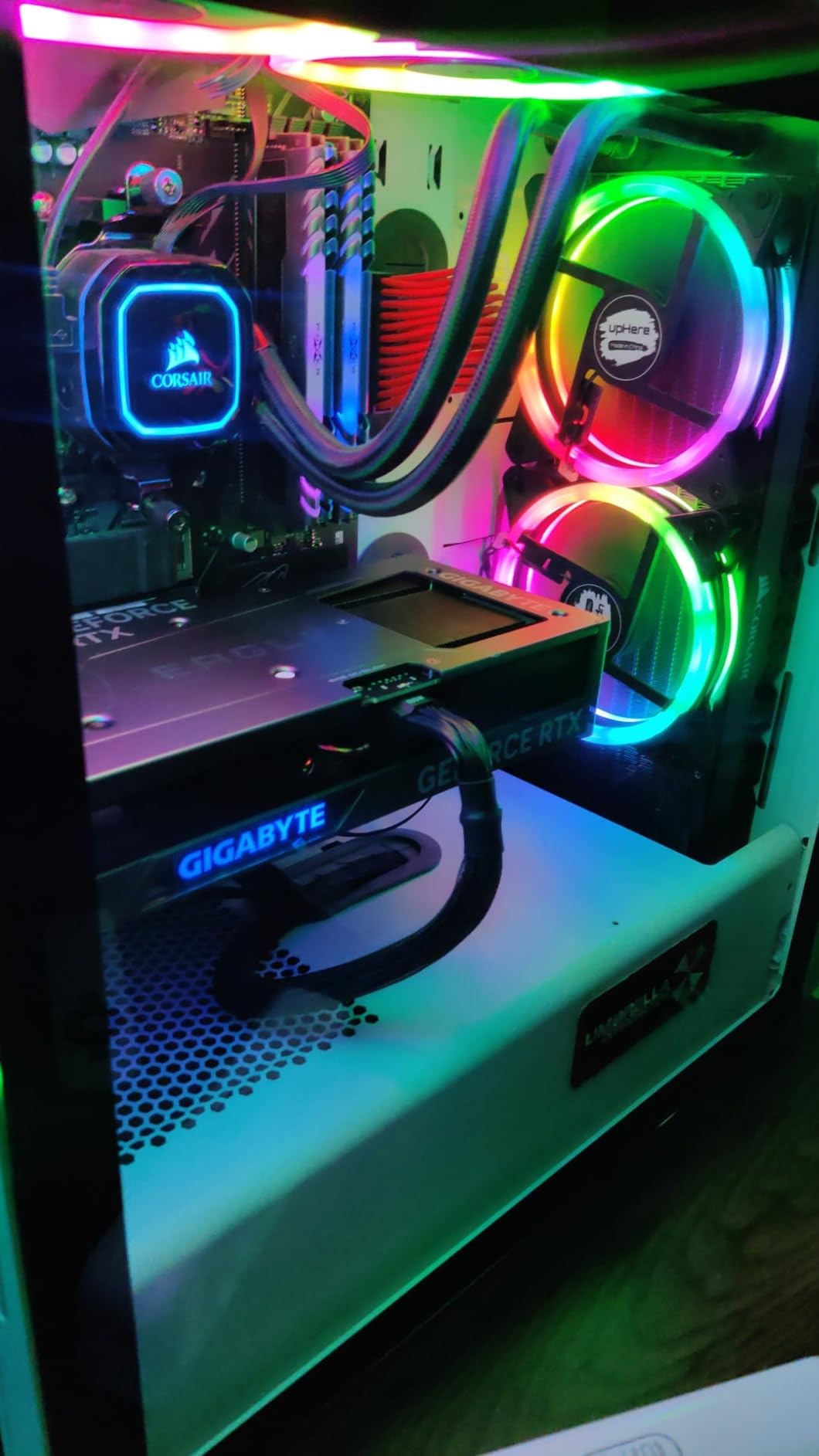 GIGABYTE EAGLE RTX 4070 Ti SUPER OC Scheda Video 16GB