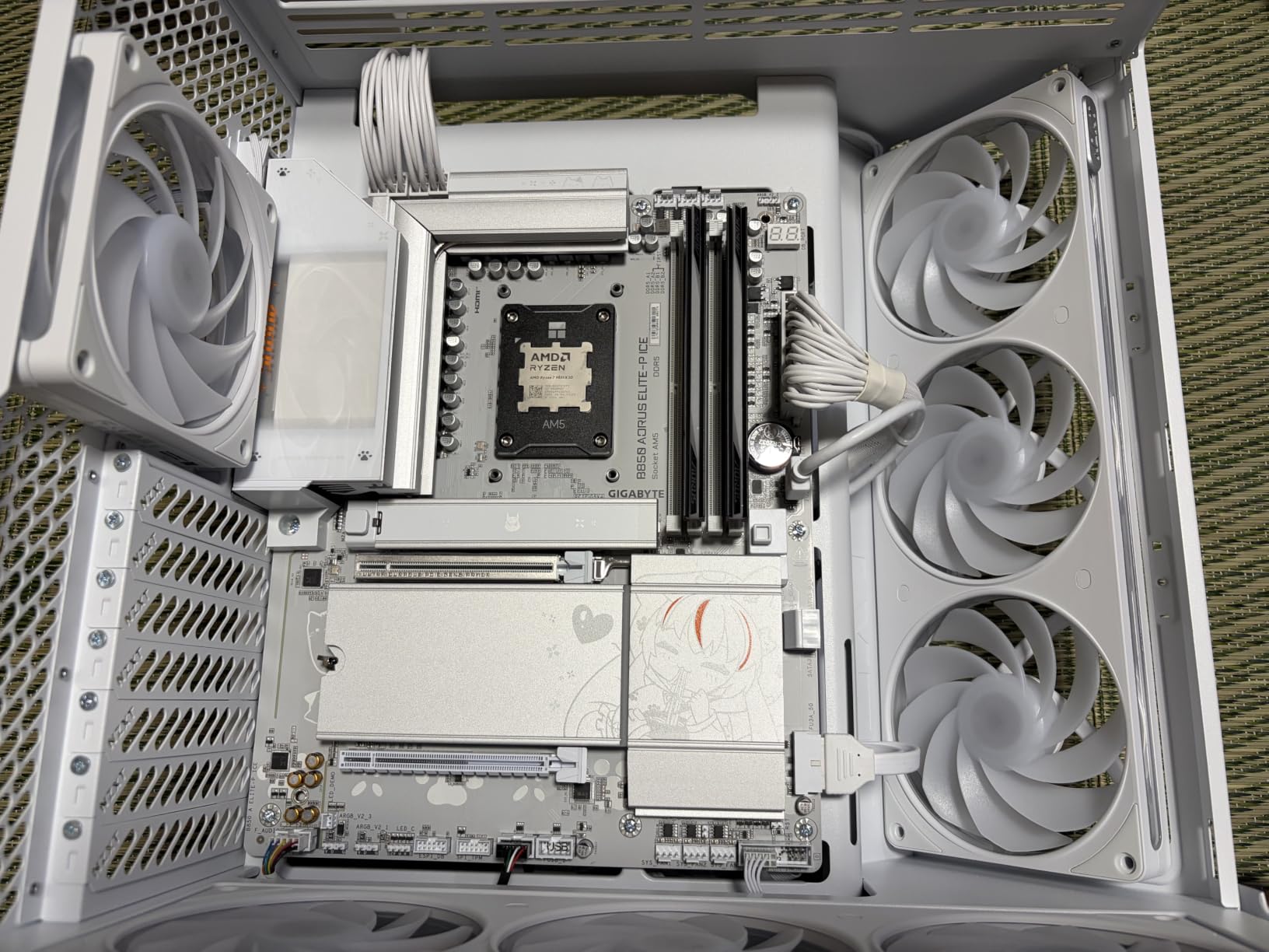 Gigabyte B850 Aorus Elite-P Ice scheda madre AM5 bianca