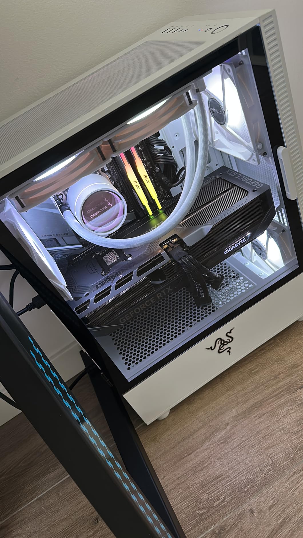 Gigabyte Gaming OC RTX 5070 Ti Scheda Video 16GB GDDR7