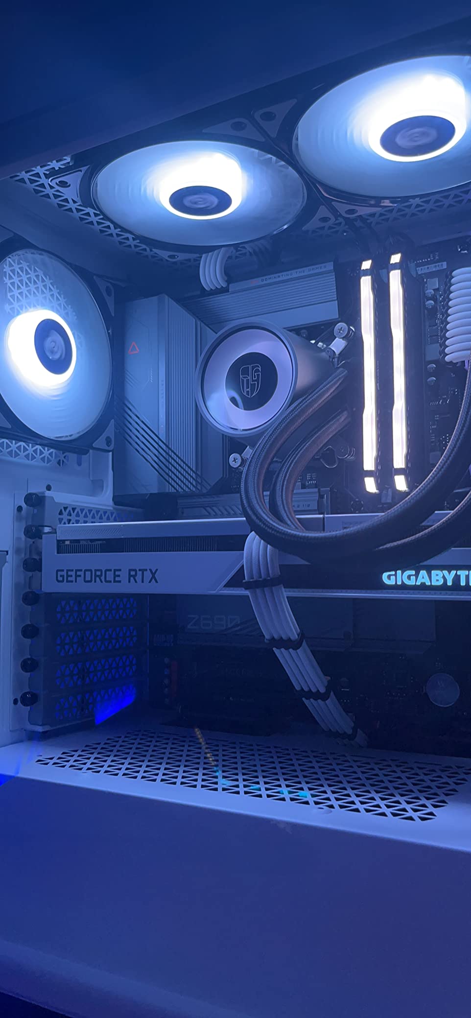 GIGABYTE GAMING X Z690 scheda madre LGA 1700 DDR4 ATX