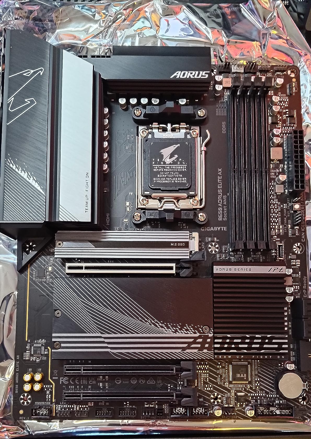 Gigabyte B650 Aorus Elite AX scheda madre AM5 ATX DDR5