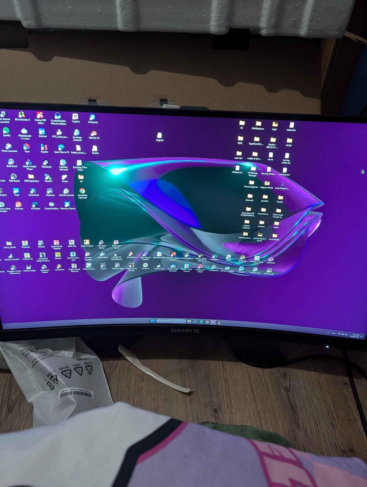 Gigabyte G27QC A Monitor Curvo 27 QHD 165Hz HDR
