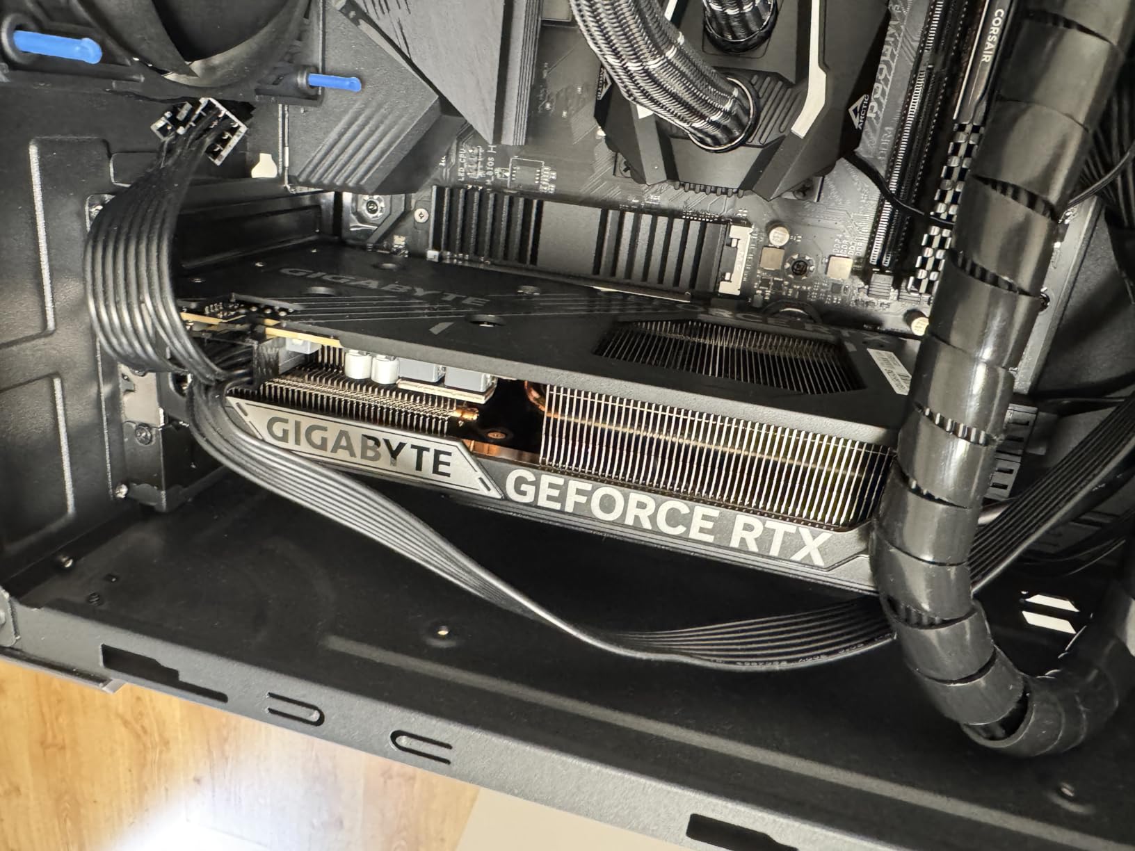Gigabyte WINDFORCE OC GV-N5060WF2OC-8GD scheda grafica 8GB GDDR7