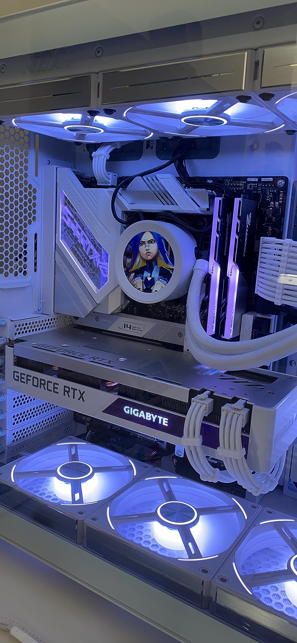 GIGABYTE VISION RTX 3070 OC scheda video 8GB GDDR6 HDMI