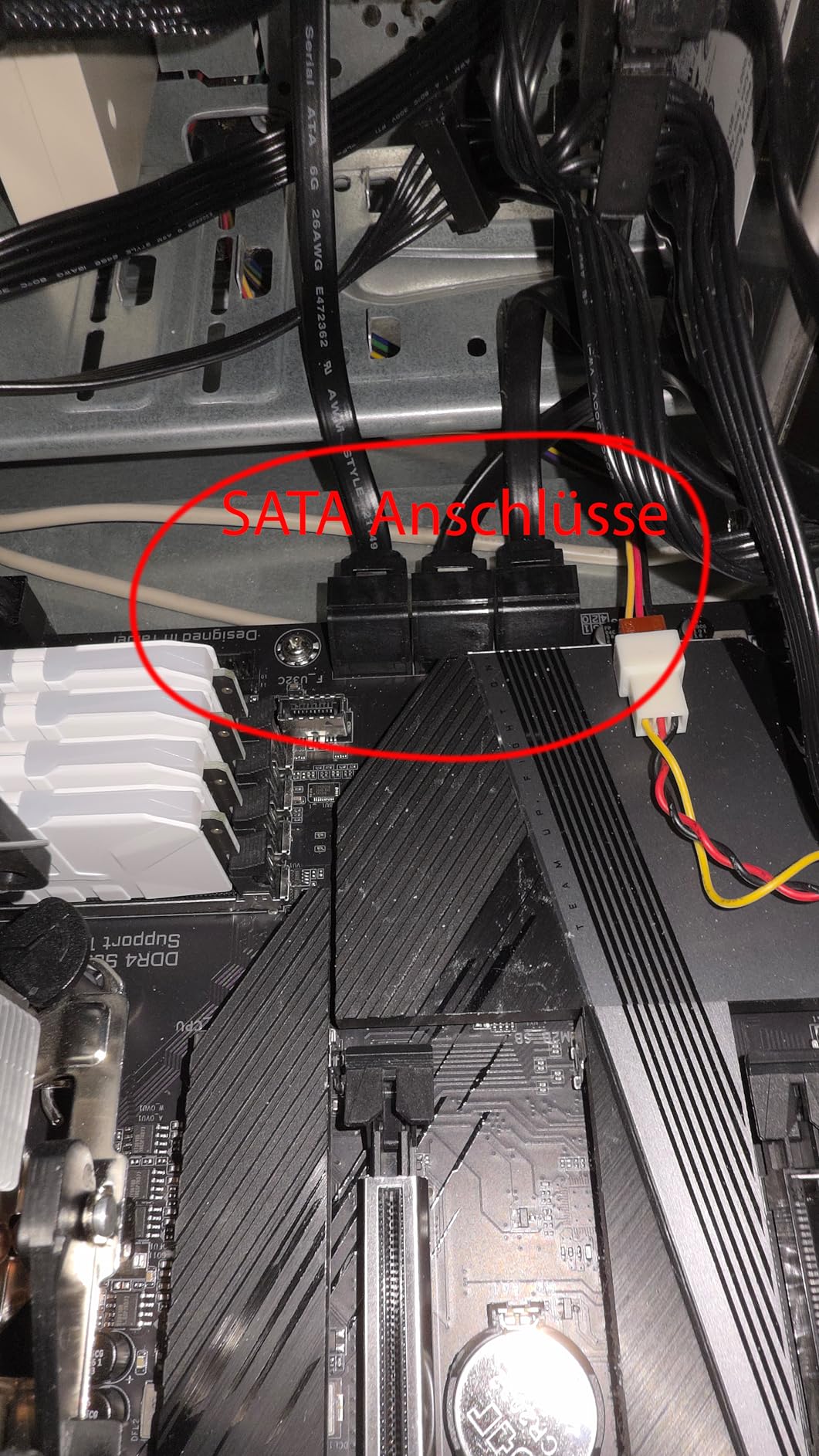 GIGABYTE EAGLE RTX 5060 Ti EAGLE MAX OC scheda video 16GB GDDR7