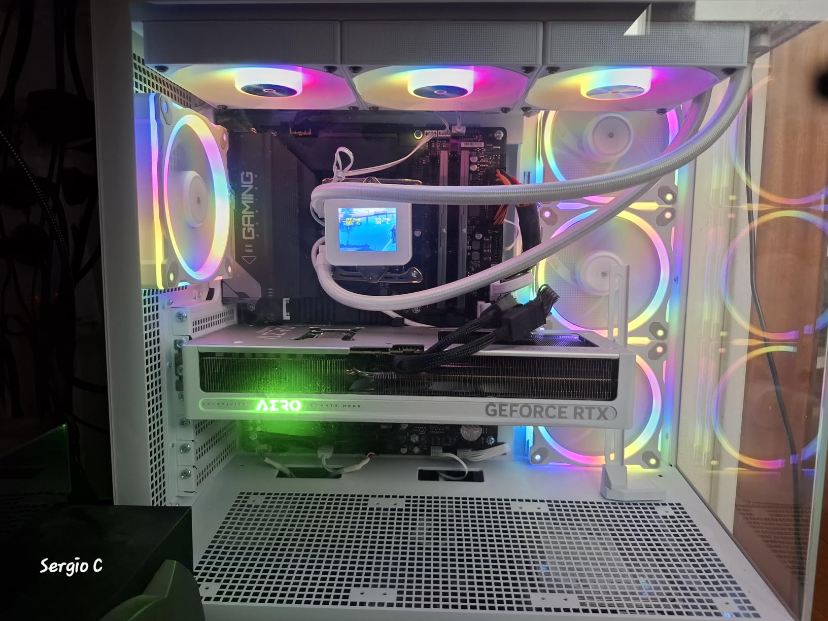 Gigabyte AERO RTX 5070 OC scheda video 12GB GDDR7