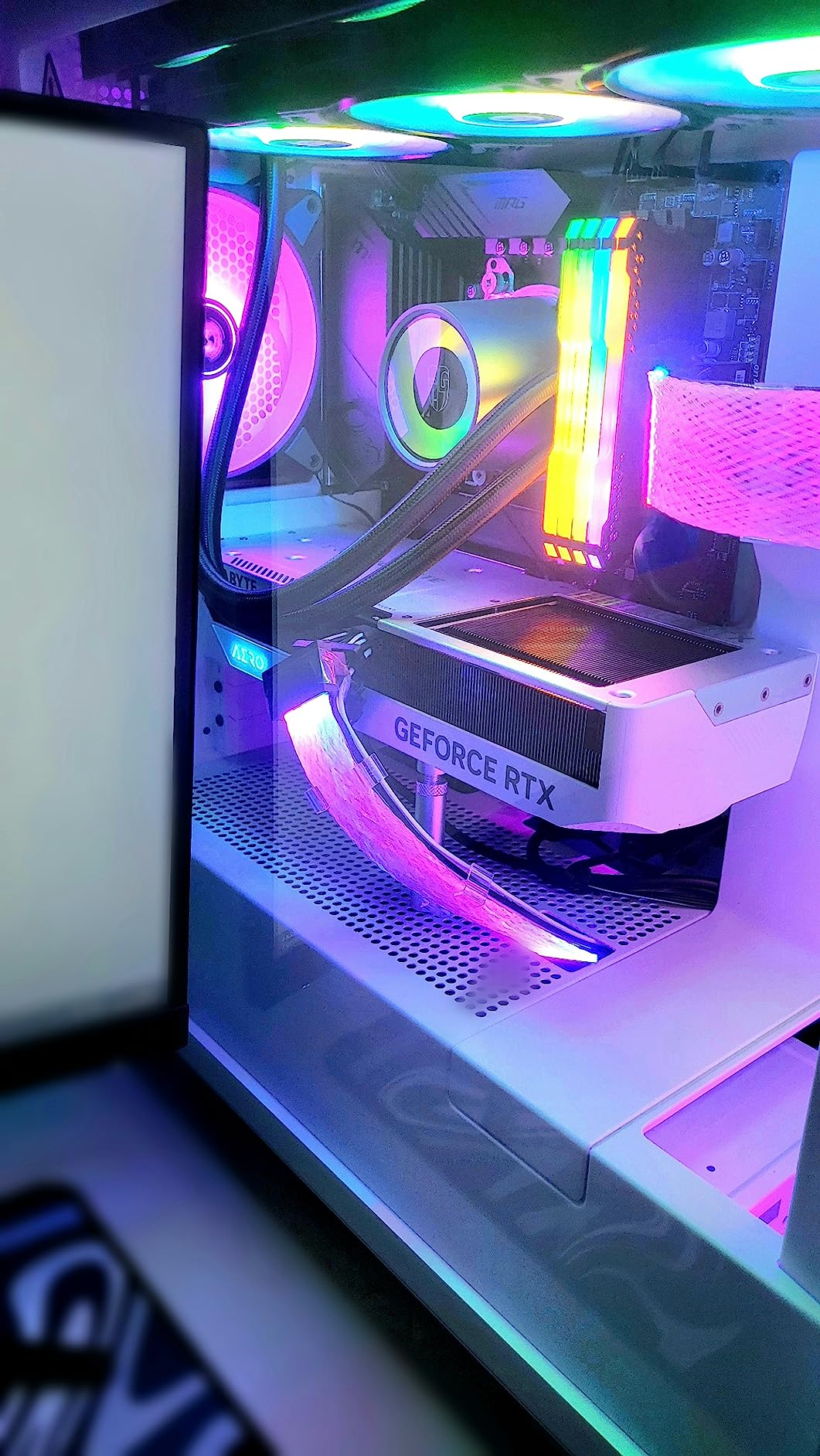 Gigabyte RTX 4070 AERO OC 12GB scheda video GDDR6X