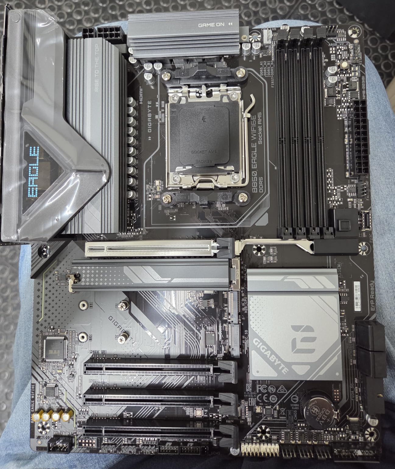 GIGABYTE X870 EAGLE WIFI7 scheda madre AM5 Wi-Fi 7