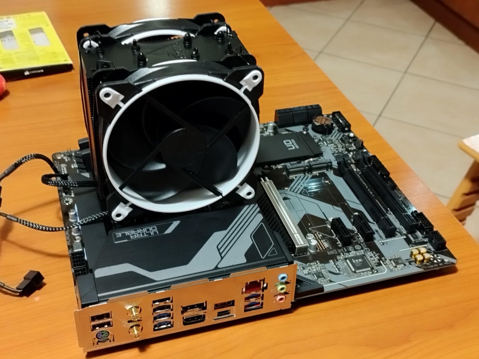 Gigabyte Z790 UD AX scheda madre LGA1700 DDR5